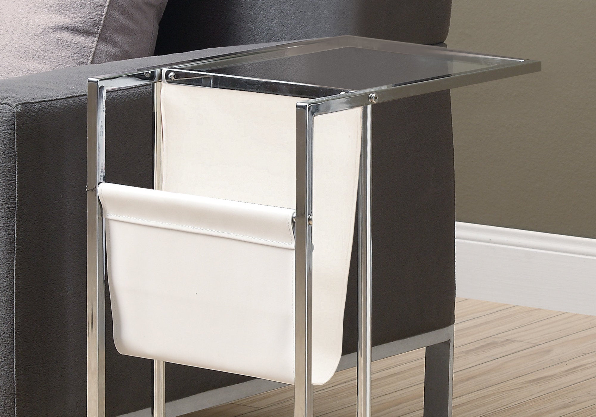 TABLE D'APPOINT - BLANC / MÉTAL CHROMÉ AVEC PORTE-REVUES 