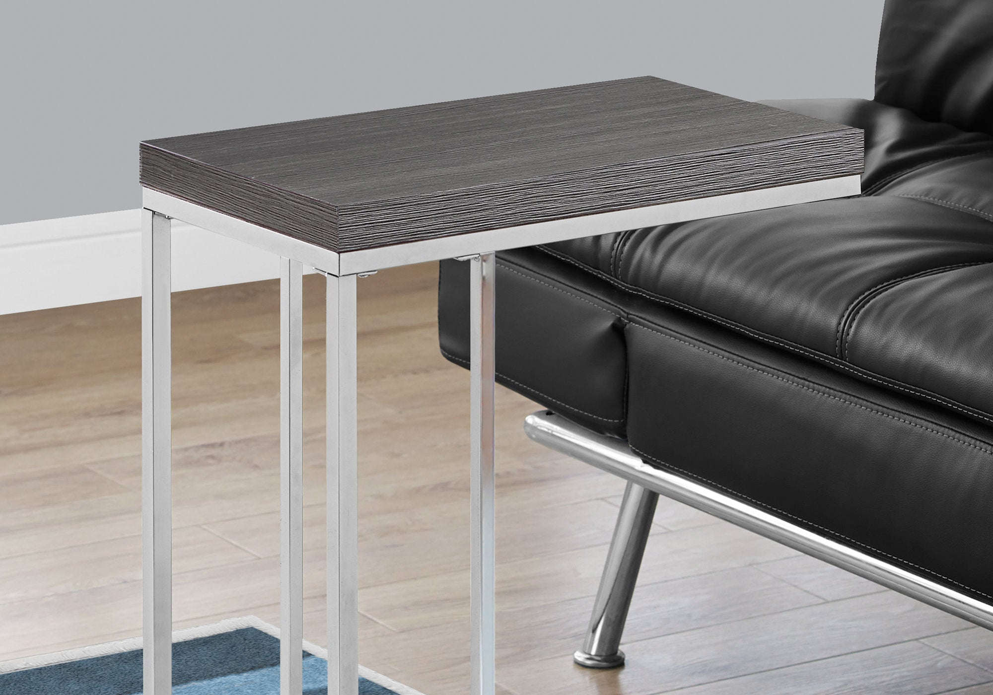 TABLE D'APPOINT - GRIS AVEC MÉTAL CHROMÉ 