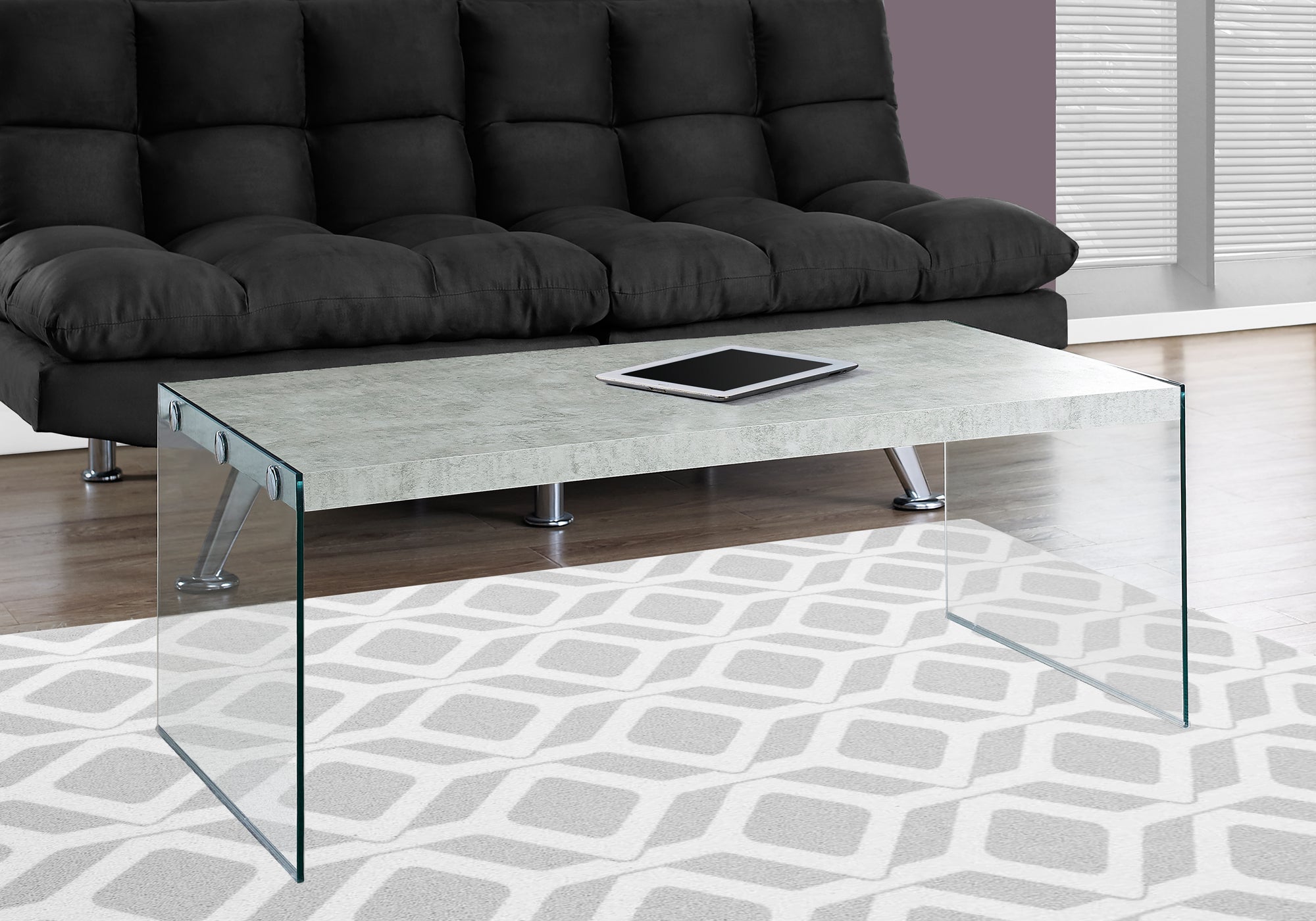 TABLE BASSE - CIMENT GRIS AVEC VERRE TREMPÉ 