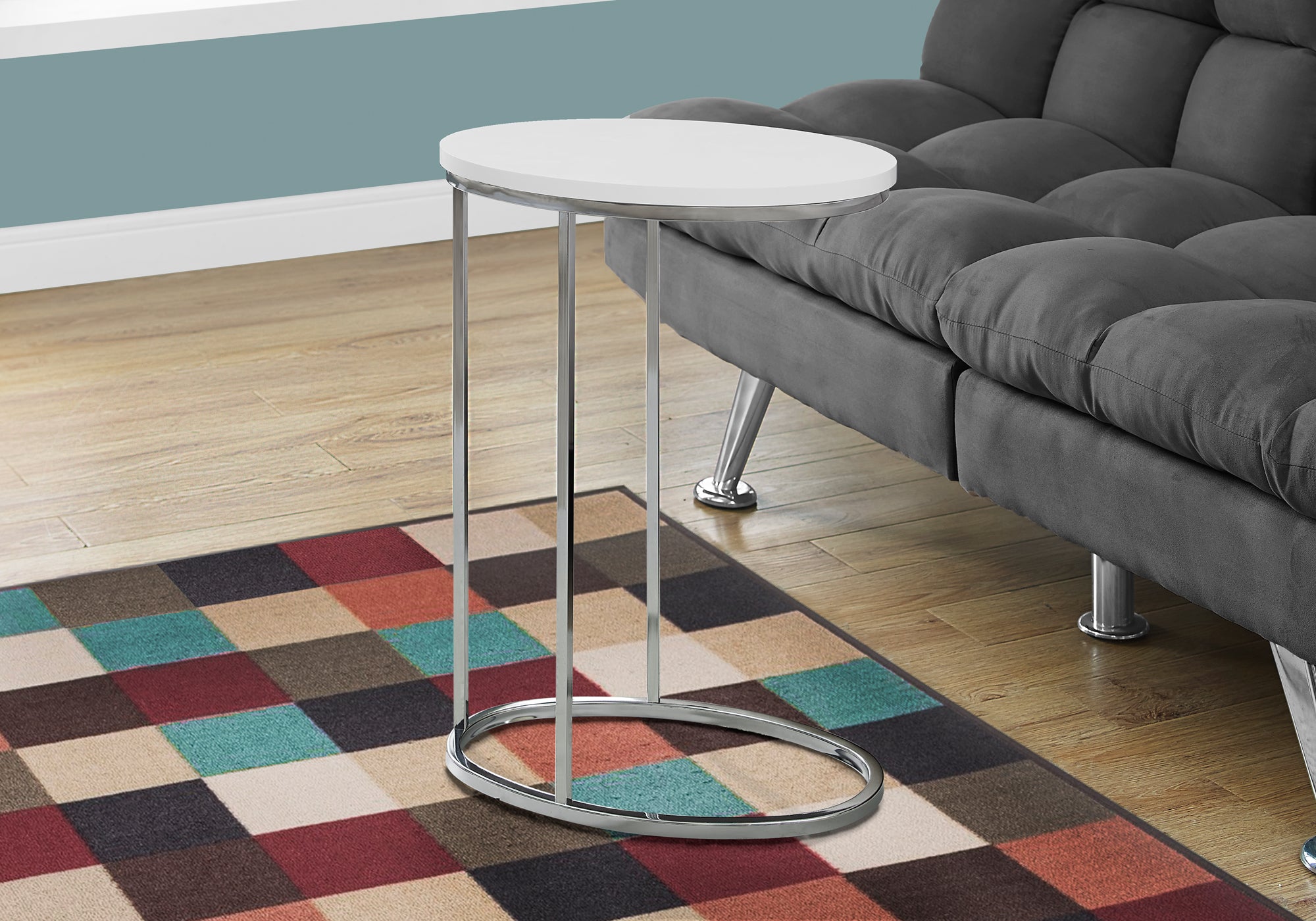 TABLE D'APPOINT - OVALE / BLANC BRILLANT AVEC METAL CHROME