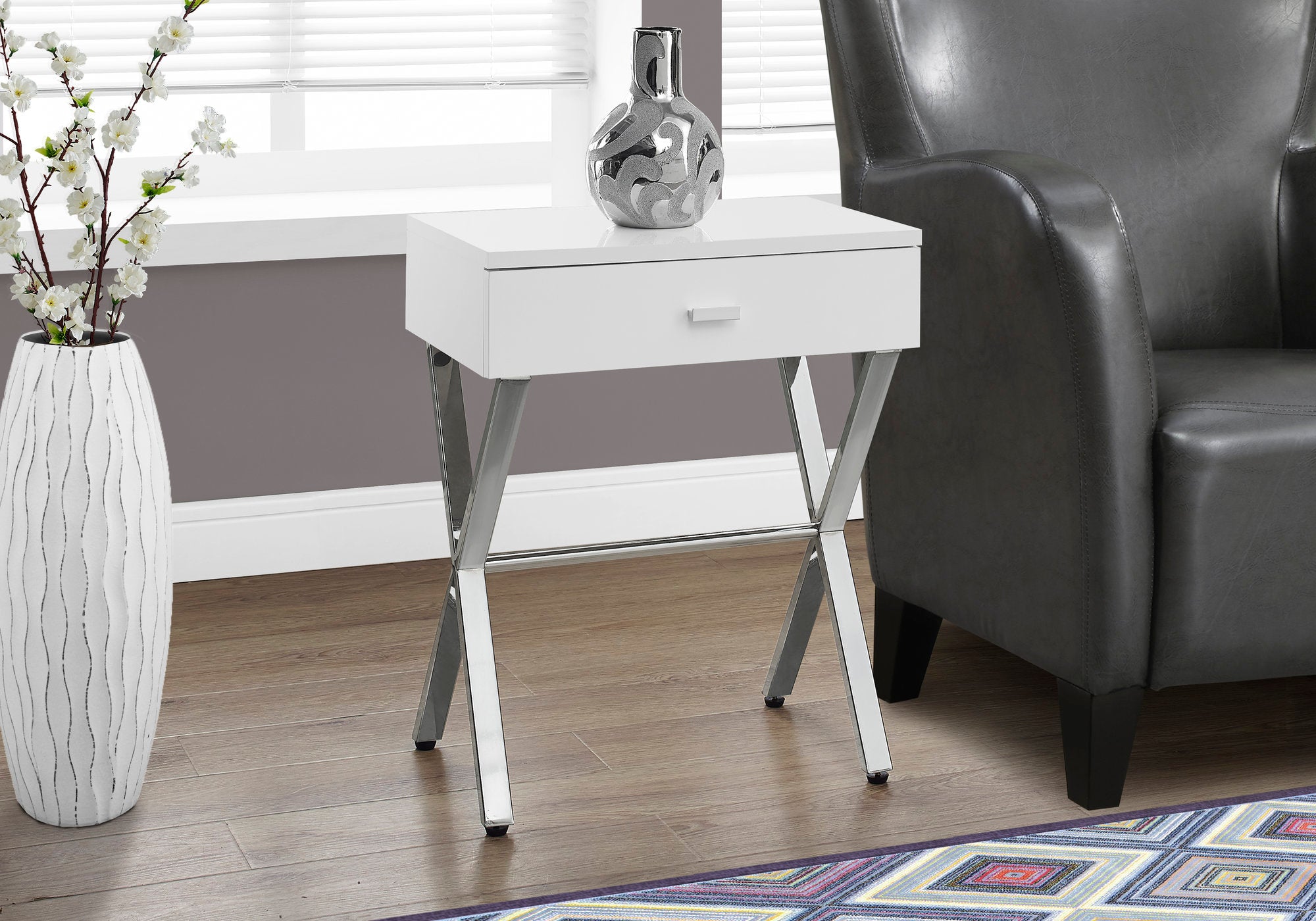 TABLE D'APPOINT - 24"H / BLANC BRILLANT / METAL CHROME 