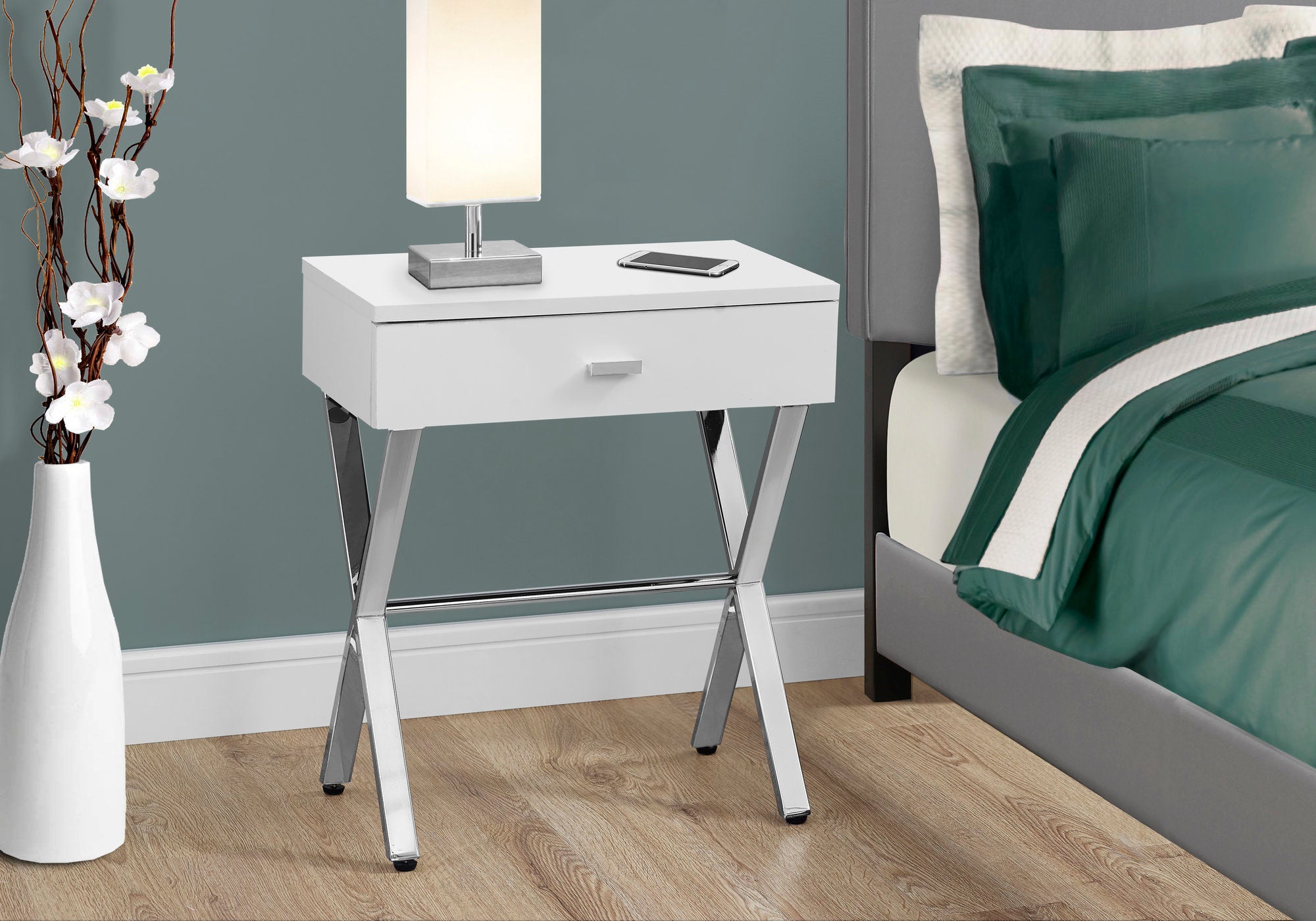 TABLE D'APPOINT - 24"H / BLANC BRILLANT / METAL CHROME 