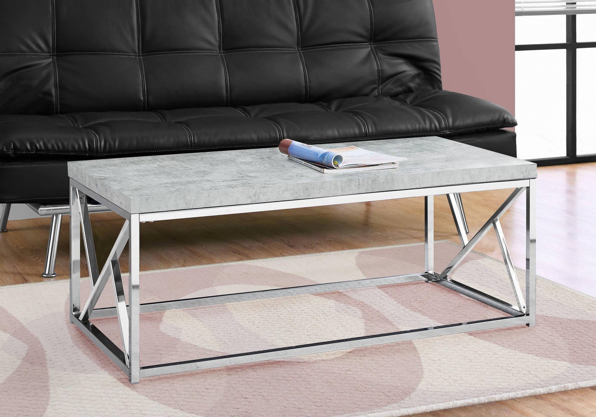 TABLE BASSE - CIMENT GRIS ET MÉTAL CHROMÉ 