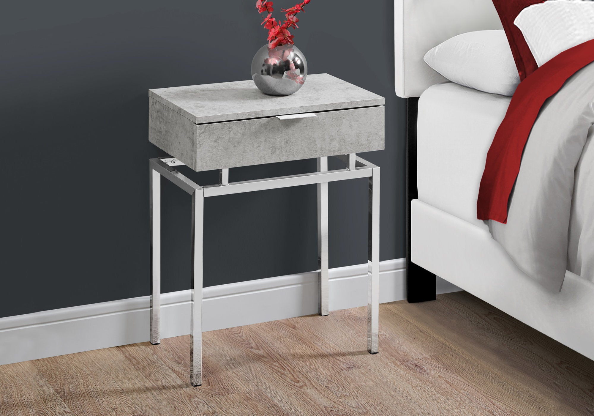 TABLE D'APPOINT - 24"H / CIMENT GRIS / METAL CHROME 