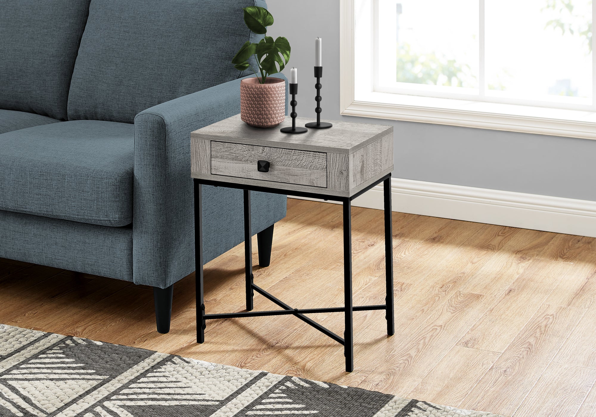 TABLE D'APPOINT - 22"H / GRIS / METAL NOIR 