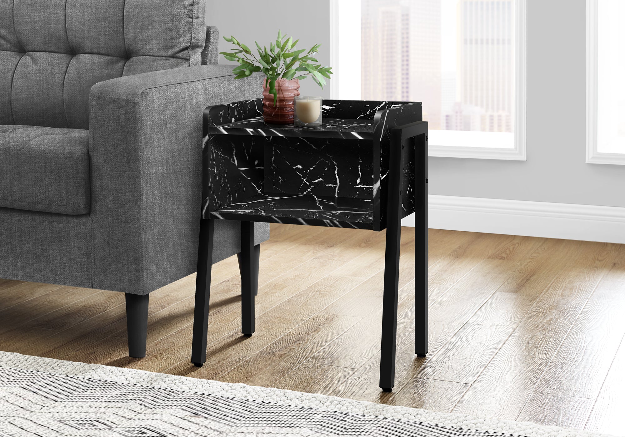 TABLE D'APPOINT - 23"H / MARBRE NOIR / METAL NOIR 