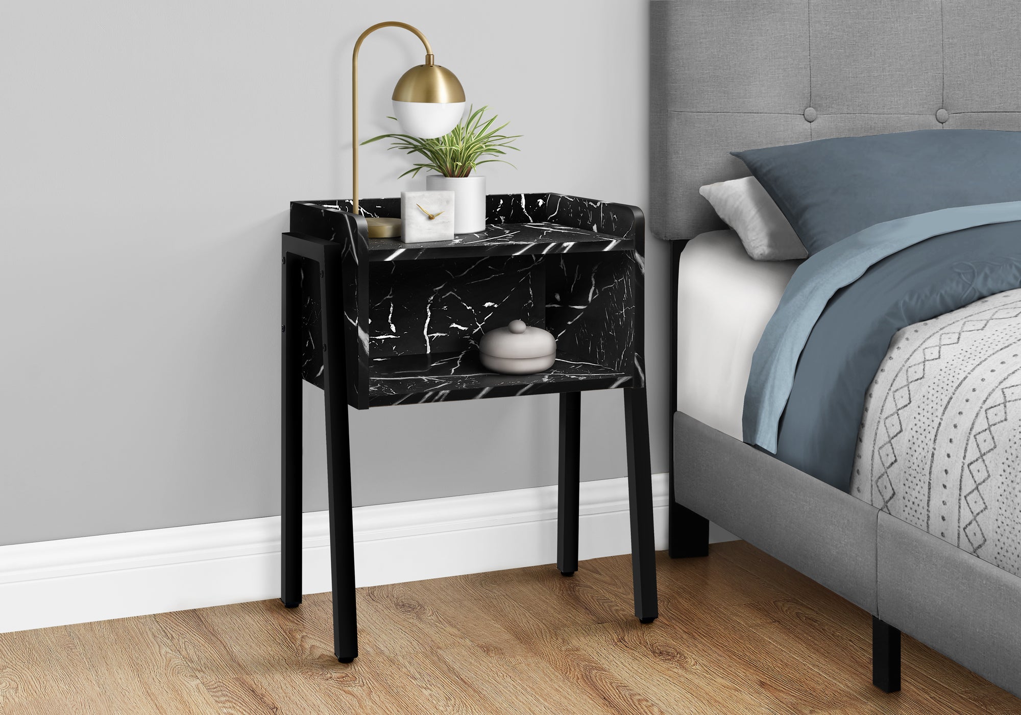 TABLE D'APPOINT - 23"H / MARBRE NOIR / METAL NOIR 