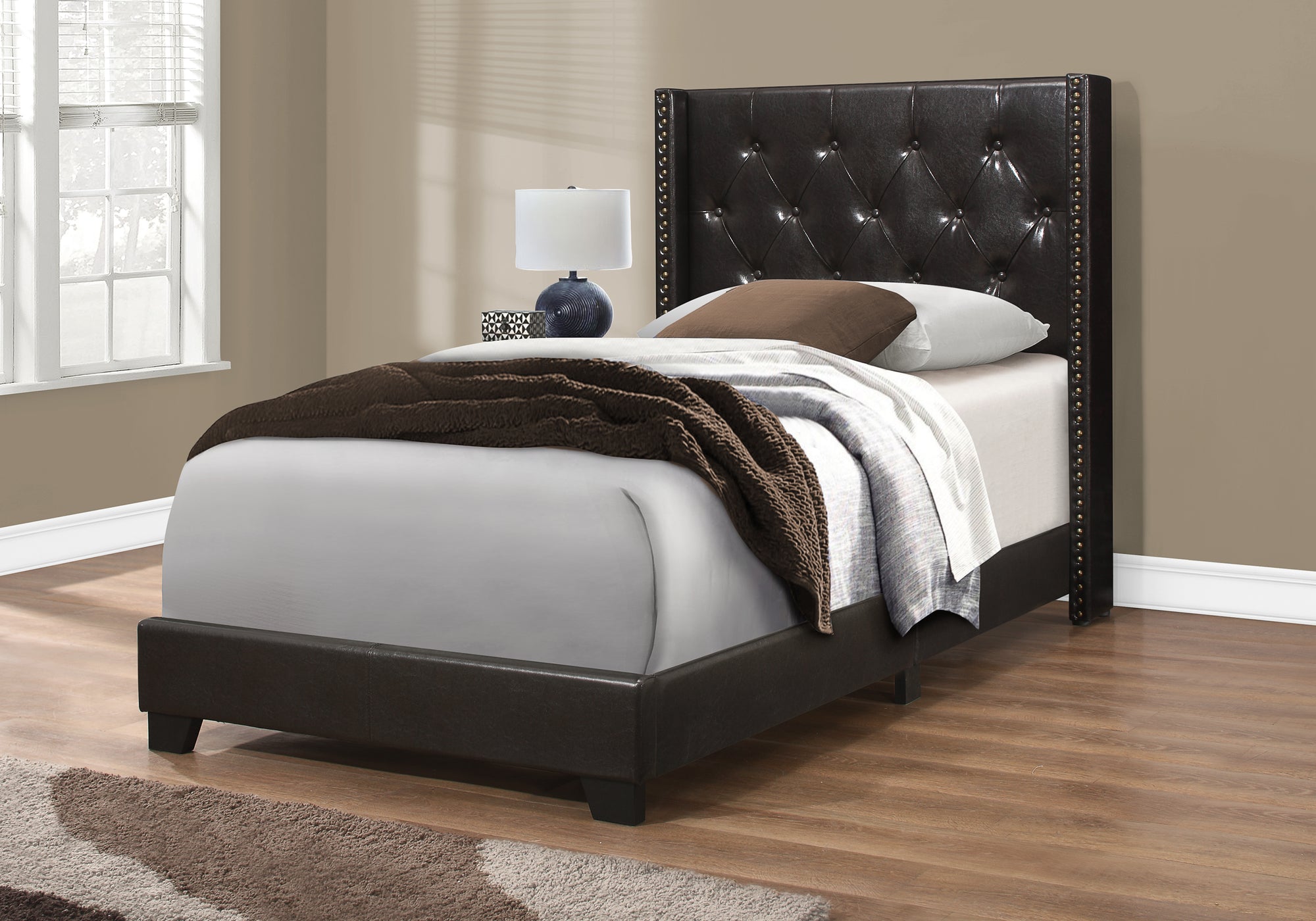 LIT - SIMPLE / SIMILI-CUIR MARRON AVEC BORDURES EN LAITON UGS : I 5987T 