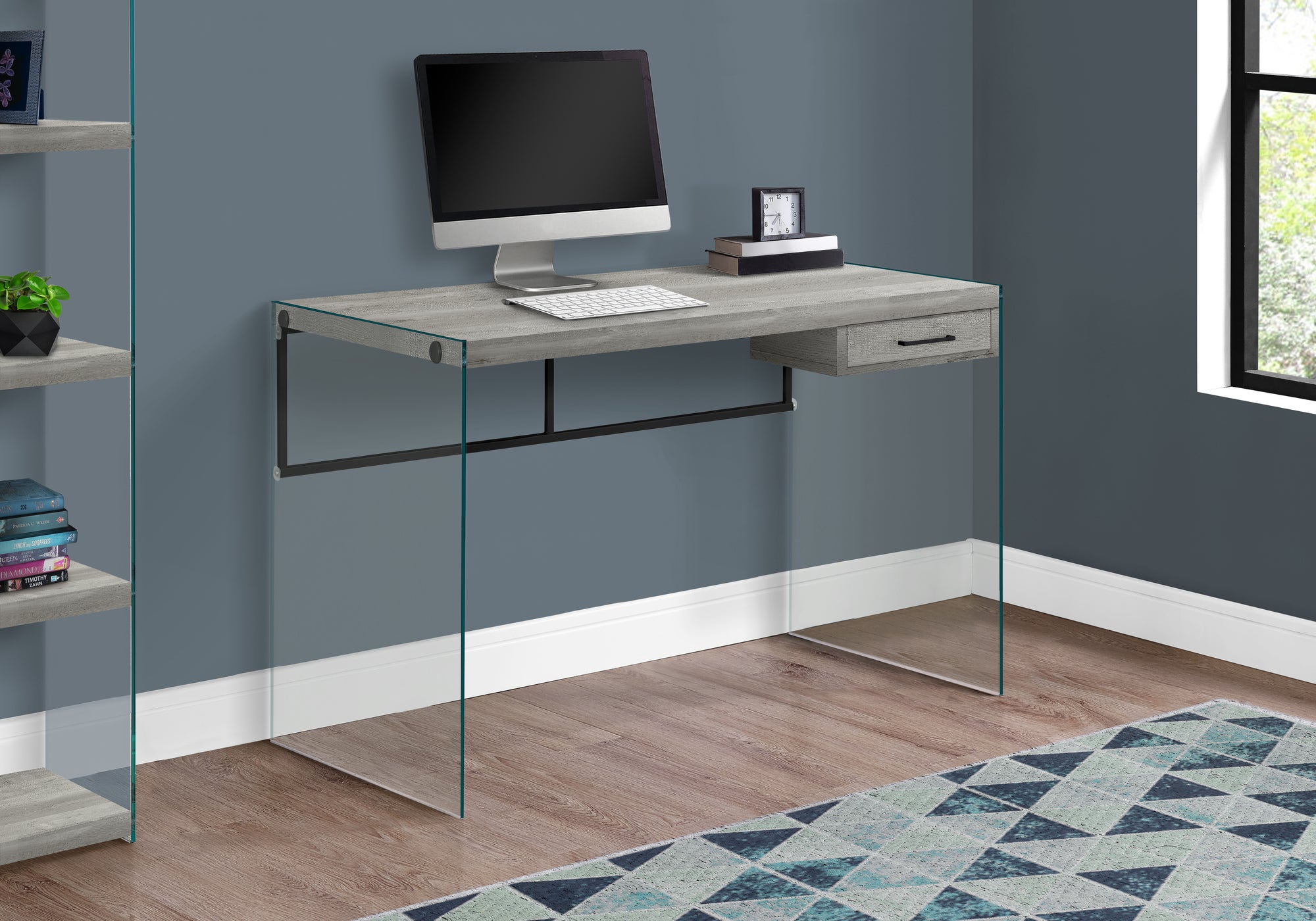 BUREAU D'ORDINATEUR - 48"L / BOIS DE RÉCUPÉRATION GRIS / PANNEAUX DE VERRE 