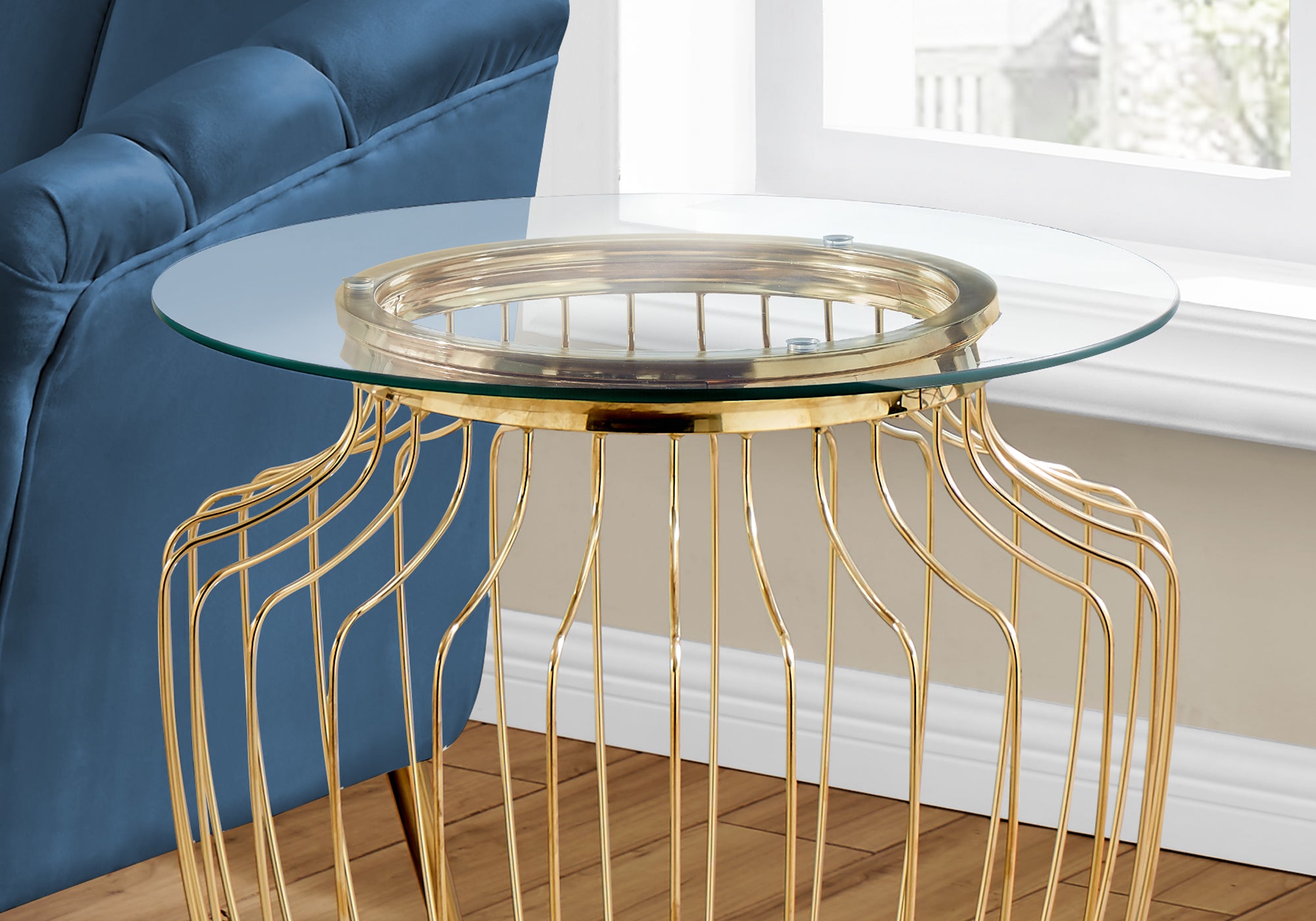 TABLE D'APPOINT - 24"H / MÉTAL DORÉ AVEC VERRE TREMPÉ 