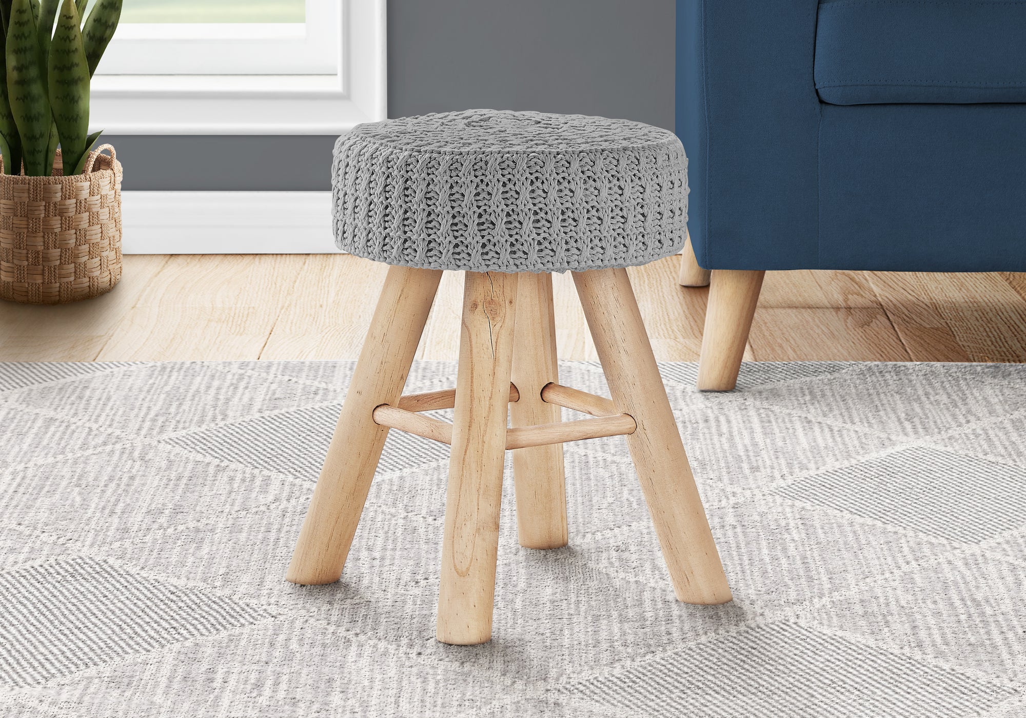 POUF - TRICOT GRIS / PIEDS BOIS NATUREL 