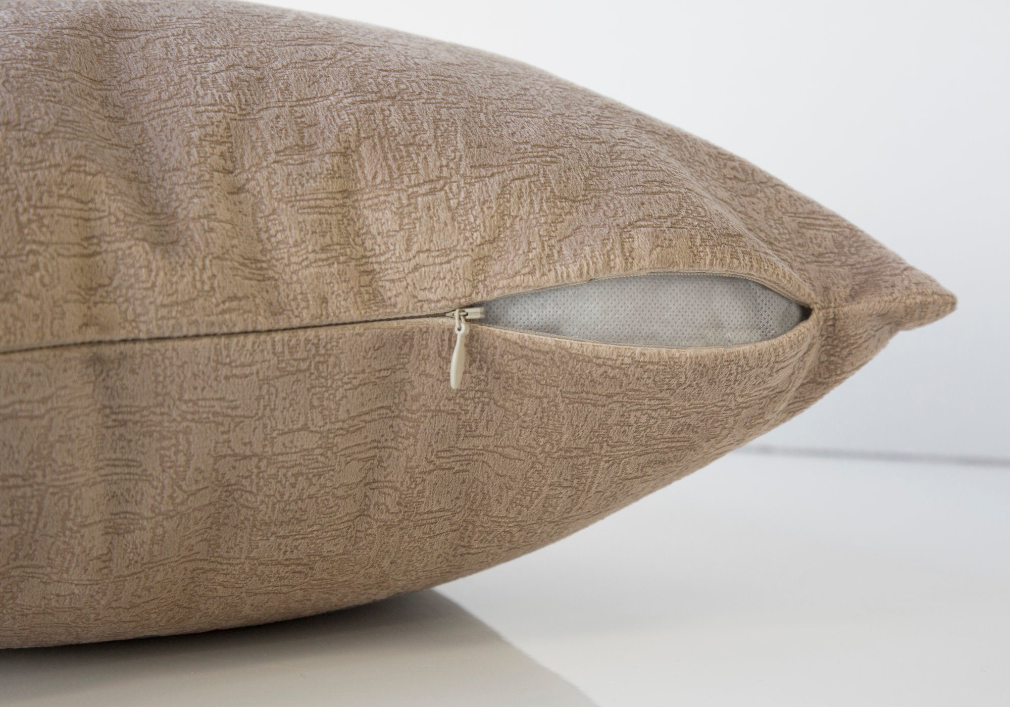 COUSSIN - 18"X 18" / VELOURS MOSAÏQUE TAUPE / 2PCS 