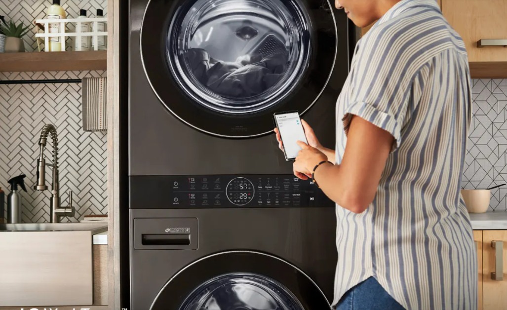 Laveuse-Sécheuse À Vapeur Haute Efficacité "WashTower" En Acier Inoxydable Noir LG ( WKEX200HBA