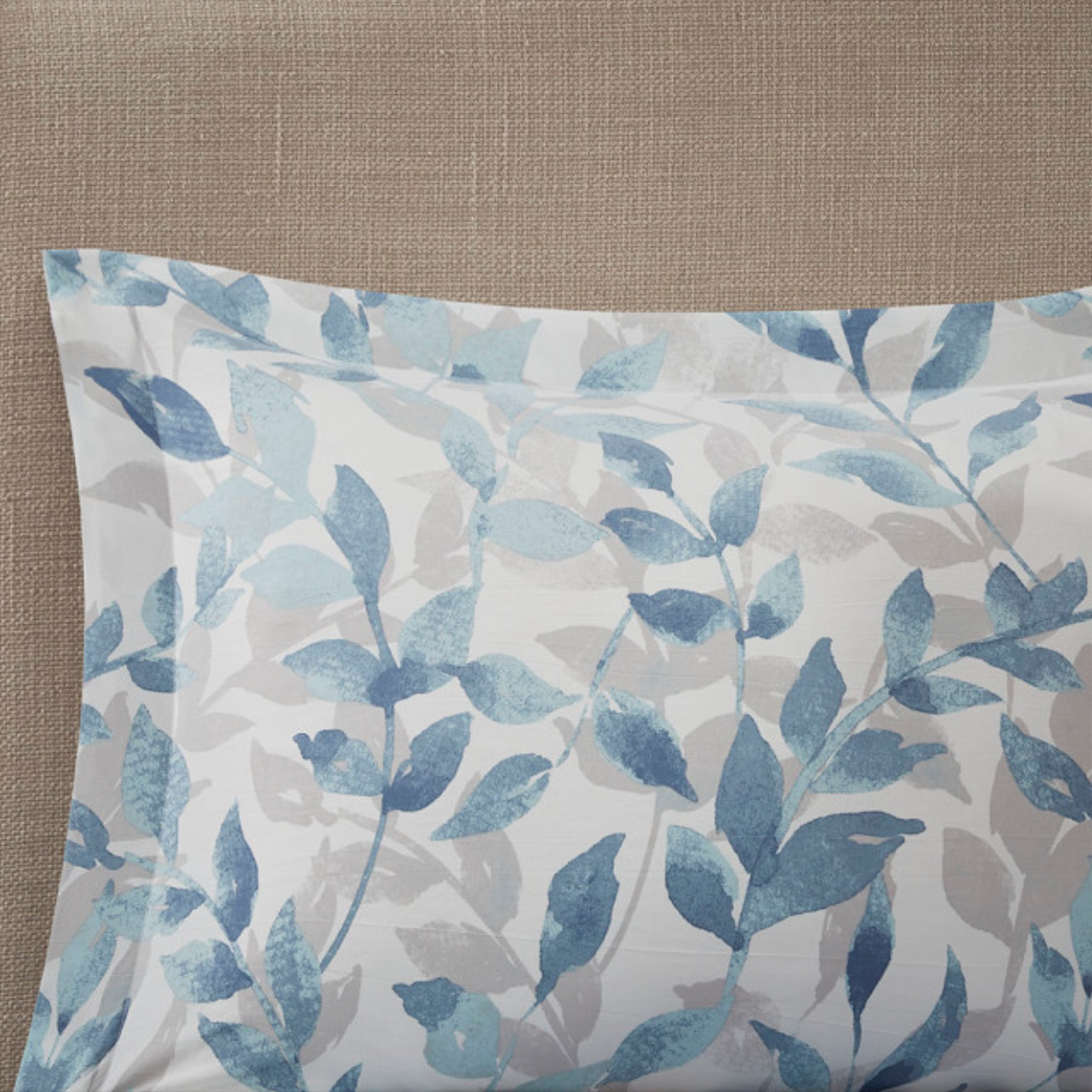 Ensemble d'édredon Sofia avec deux oreillers décoratifs